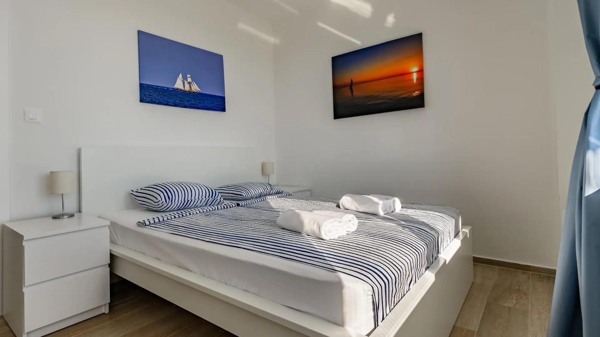 Villa Miri III Привлака 0*,  Хорватия