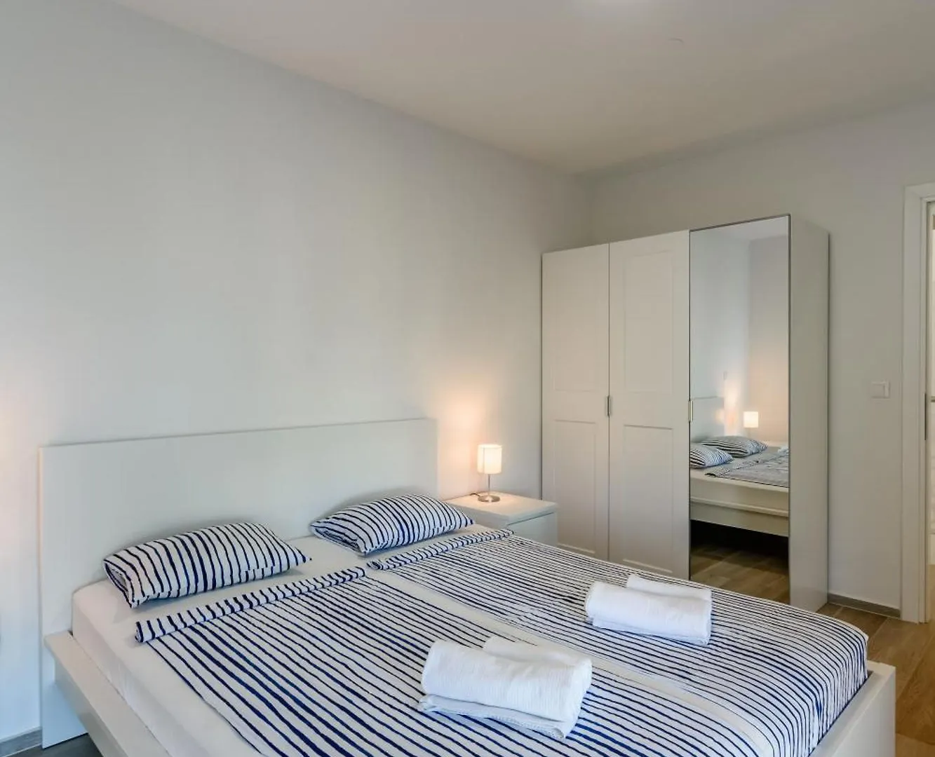 Villa Miri III Привлака Курортный комплекс